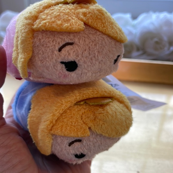 DISNEY SLEEPING BEAUTY/AURORA MINI TSUM TSUM BUNDLE - Picture 1 of 5